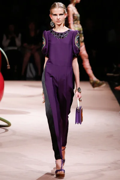 Look 31